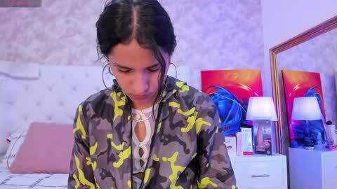 Elizabet Taylor online show from September 8, 2025, 3:00 pm