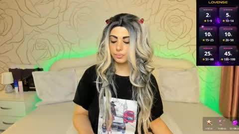 Eliza online show from September 10, 2025, 6:19 pm