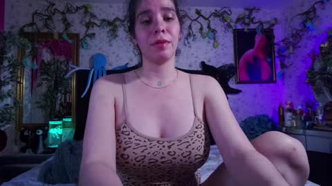 Elizabeth online show from January 28, 2025, 8:04 pm