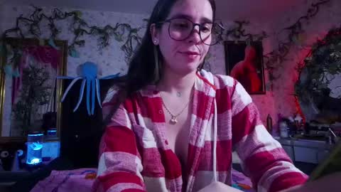 Elizabeth online show from March 10, 2025, 10:15 am