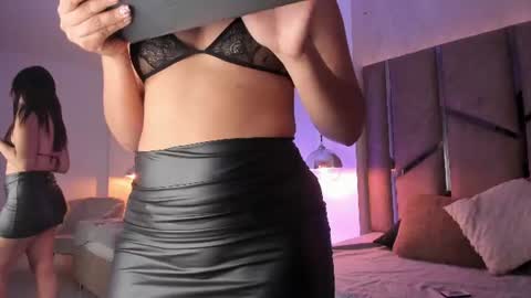 Snapshot of elizabeth_collins_ chatting on June 30, 2026, 12:50 pm Elizabeth online show from June 30, 2026, 12:50 pm