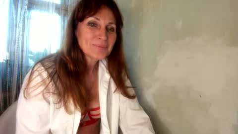 elizabeth_hottt online show from October 12, 2025, 11:09 am