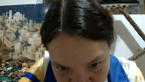 Elizabeth Martinez  online show from January 2, 2025, 6:12 pm