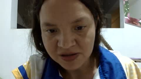 Elizabeth Martinez  online show from January 24, 2025, 6:35 pm