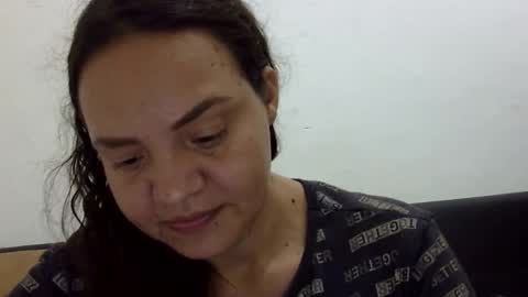 Elizabeth Martinez  online show from October 12, 2025, 4:39 pm