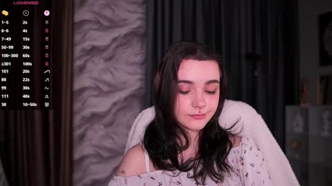 Lizzy online show from March 26, 2026, 10:04 pm