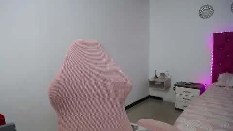 Elizabeth online show from November 28, 2025, 12:52 pm