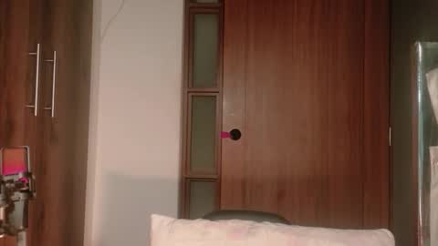 Lizzy online show from September 29, 2025, 3:50 pm