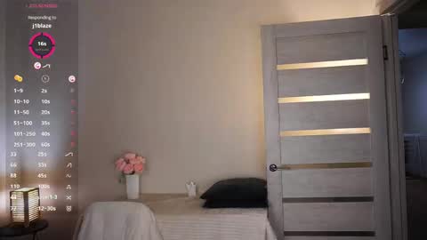 Elizabeth online show from April 19, 2026, 6:32 pm