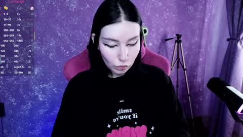 Snapshot of elizabethflowerr chatting on June 3, 2026, 2:14 am Eli online show from June 3, 2026, 2:14 am