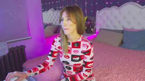 Linda online show from February 1, 2025, 1:34 am