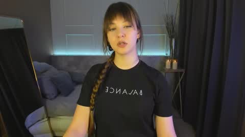 Eliza online show from February 20, 2025, 1:40 pm