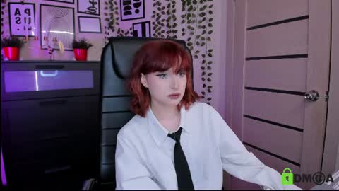 Snapshot of elizanik chatting on July 15, 2026, 9:53 pm Eliza online show from July 15, 2026, 9:53 pm