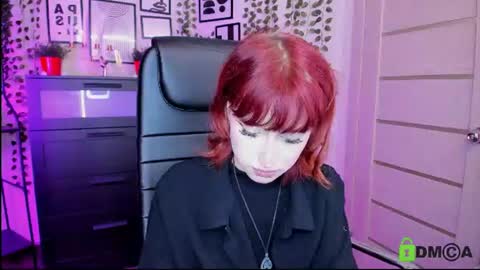 Snapshot of elizanik chatting on July 17, 2026, 9:08 pm Eliza online show from July 17, 2026, 9:08 pm