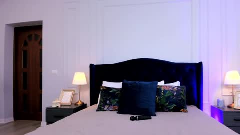 Emma  online show from January 11, 2025, 10:08 am