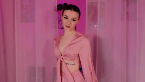 elizzza_ online show from February 12, 2025, 12:12 pm