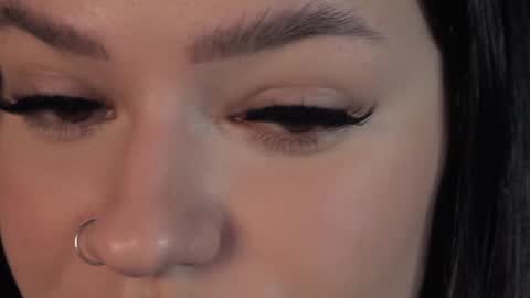 elizzza_ online show from February 26, 2025, 12:14 pm