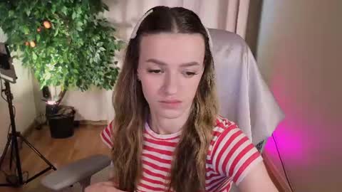 elizzza_ online show from July 4, 2026, 5:13 am