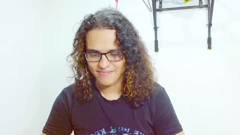 Snapshot of elkingthe chatting on December 18, 2024, 11:40 pm Diana online show from December 18, 2024, 11:40 pm