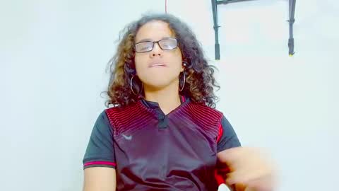 Snapshot of elkingthe chatting on December 23, 2024, 1:13 pm Diana online show from December 23, 2024, 1:13 pm