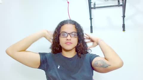 Snapshot of elkingthe chatting on December 30, 2024, 1:25 pm Diana online show from December 30, 2024, 1:25 pm