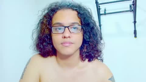 Snapshot of elkingthe chatting on January 7, 2025, 4:16 pm Diana online show from January 7, 2025, 4:16 pm