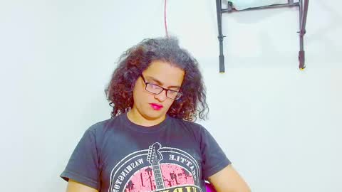 Snapshot of elkingthe chatting on January 11, 2025, 2:15 pm Diana online show from January 11, 2025, 2:15 pm