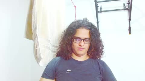 Snapshot of elkingthe chatting on January 21, 2025, 6:12 pm Diana online show from January 21, 2025, 6:12 pm