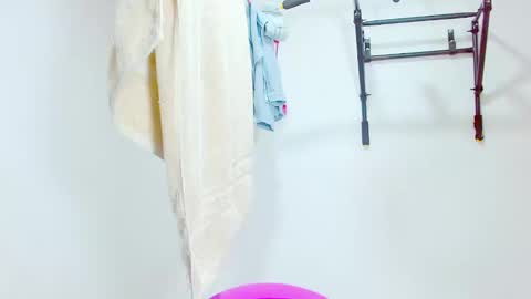 Snapshot of elkingthe chatting on February 4, 2025, 6:17 pm Diana online show from February 4, 2025, 6:17 pm