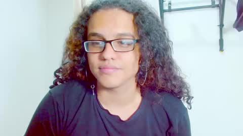 Snapshot of elkingthe chatting on February 15, 2025, 11:47 pm Diana online show from February 15, 2025, 11:47 pm