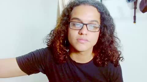 Snapshot of elkingthe chatting on March 4, 2025, 6:29 pm Diana online show from March 4, 2025, 6:29 pm