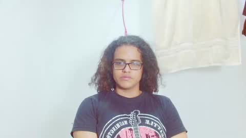 Snapshot of elkingthe chatting on March 6, 2025, 6:59 pm Diana online show from March 6, 2025, 6:59 pm