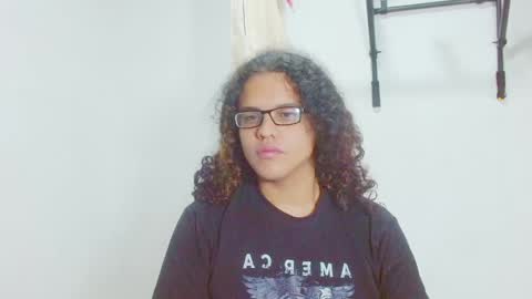 Snapshot of elkingthe chatting on March 10, 2025, 11:53 am Diana online show from March 10, 2025, 11:53 am