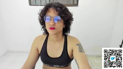 Snapshot of elkingthe chatting on November 17, 2025, 6:24 pm Diana online show from November 17, 2025, 6:24 pm