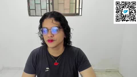 Snapshot of elkingthe chatting on November 23, 2025, 5:57 pm Diana online show from November 23, 2025, 5:57 pm