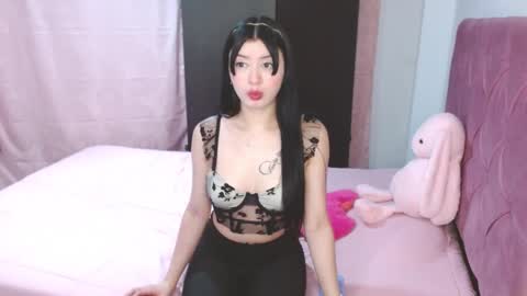 Ella  online show from February 13, 2025, 6:41 am