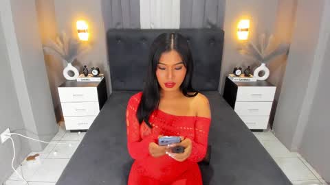 Ella online show from December 4, 2024, 6:22 am