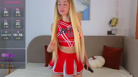 Ella online show from September 22, 2025, 1:18 am