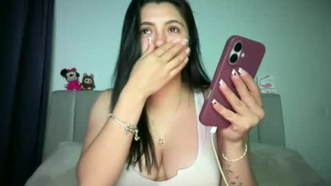 Snapshot of ella_aq chatting on June 27, 2026, 5:45 am Ella online show from June 27, 2026, 5:45 am