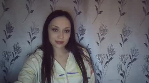 ella_awesome33 online show from February 3, 2026, 10:15 pm