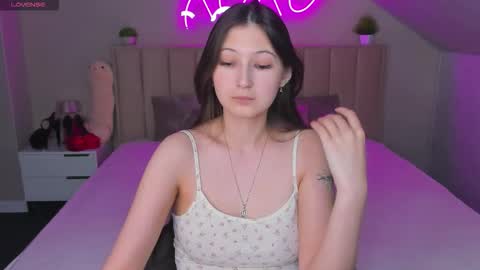 Ella online show from February 2, 2026, 9:19 am