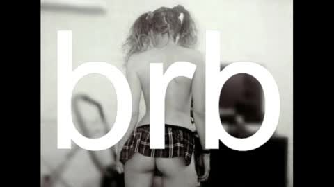 Ella   Give it a thumbs up please its important online show from April 21, 2026, 1:42 am