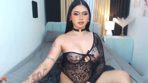 Snapshot of ella_fantasia chatting on February 24, 2025, 3:20 pm HI ITS ME ELLA online show from February 24, 2025, 3:20 pm