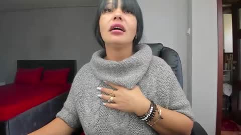 Ella online show from October 20, 2025, 12:16 pm