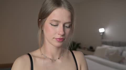 Ella online show from June 6, 2026, 6:45 pm