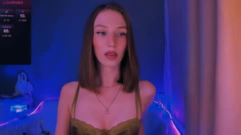 Snapshot of ellaamber chatting on April 28, 2026, 1:59 am ellaamber online show from April 28, 2026, 1:59 am
