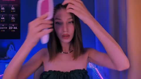 Snapshot of ellaamber chatting on May 2, 2026, 6:51 am ellaamber online show from May 2, 2026, 6:51 am
