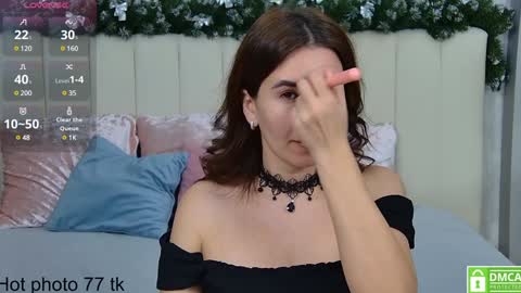 Snapshot of ellaander chatting on January 3, 2025, 4:11 am Ella online show from January 3, 2025, 4:11 am