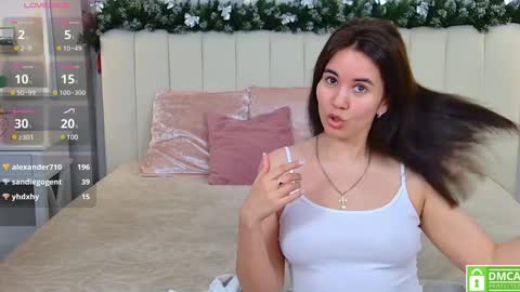 Snapshot of ellaander chatting on January 25, 2025, 10:19 am Ella online show from January 25, 2025, 10:19 am