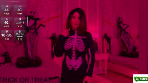 Snapshot of ellaander chatting on October 31, 2025, 4:24 am Ella online show from October 31, 2025, 4:24 am